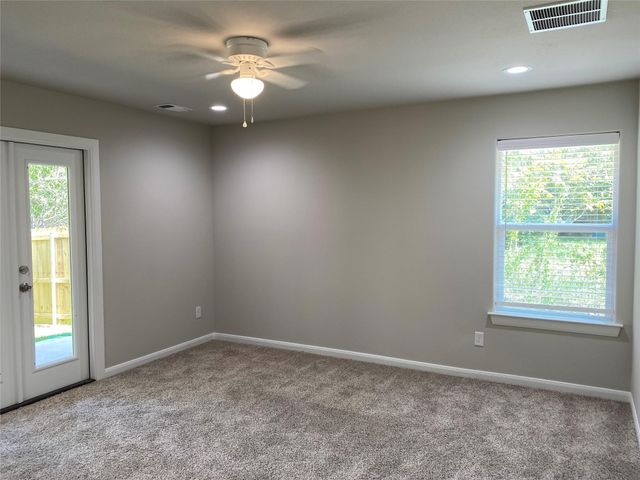 313 E Nelson Street, Denison, TX 75021