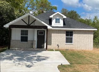 313 E Nelson Street, Denison, TX 75021