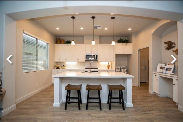 8683 N Verona Way, Hilmar, CA 95324