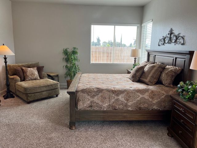 8683 N Verona Way, Hilmar, CA 95324