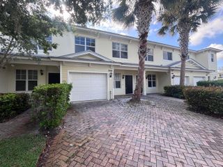 3904 Sabal Way, Fort Pierce, FL 34981