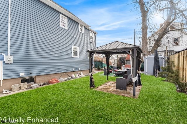 218 Muhlenberg Pl, Plainfield City, NJ 07060