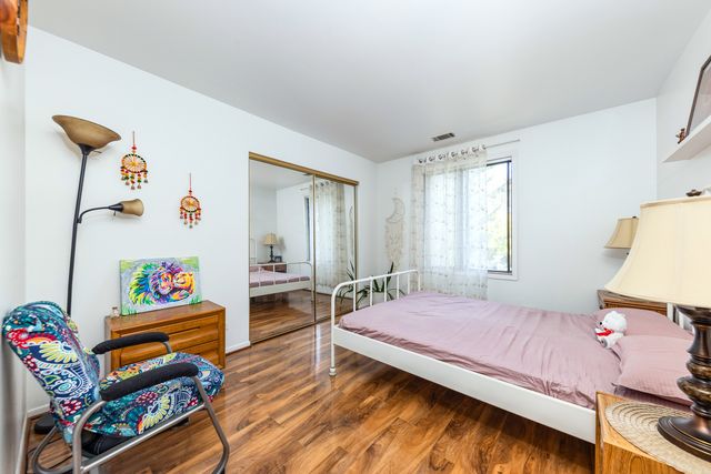 7525 Nantucket Drive 210, Darien, IL 60561