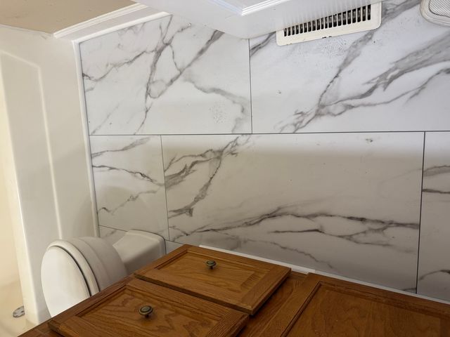 7525 Nantucket Drive 210, Darien, IL 60561