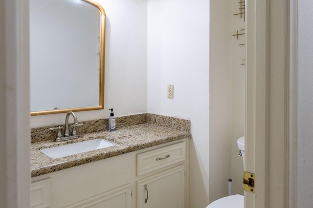 5711 Olympia Fields Lane, Houston, TX 77069