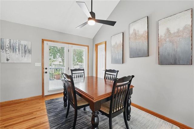 1108 NE Woodbury Court, Lee's Summit, MO 64086