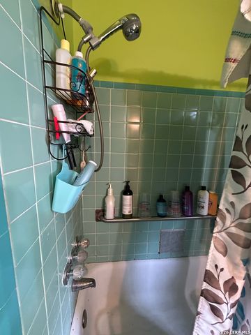 327 Hermitage, San Antonio, TX 78223