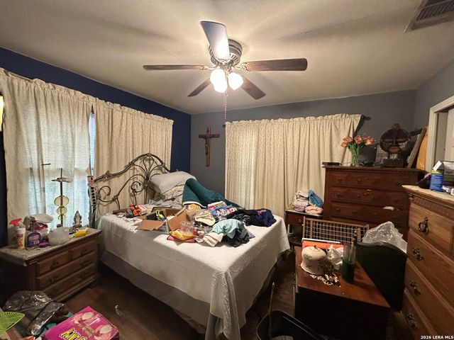 327 Hermitage, San Antonio, TX 78223