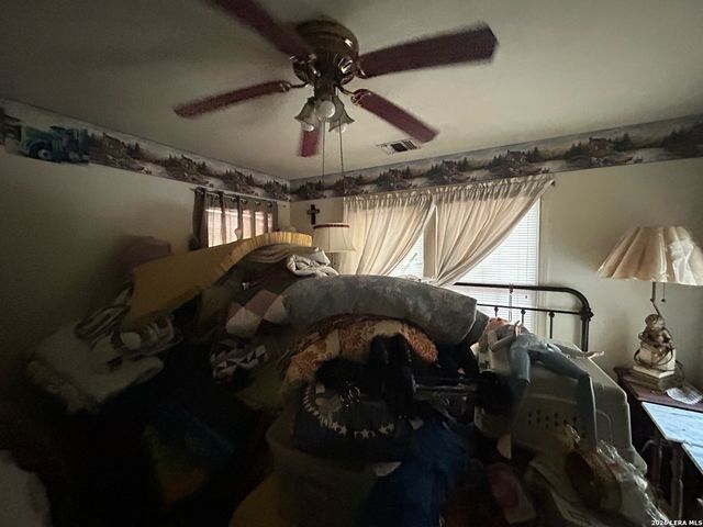 327 Hermitage, San Antonio, TX 78223