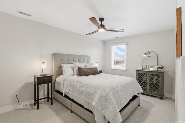 10483 Spamount Cove, Leo, IN 46765