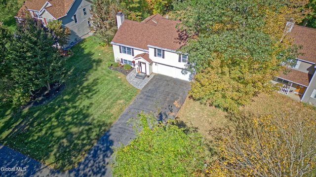 8 Dandelion Drive, Wilton, NY 12831