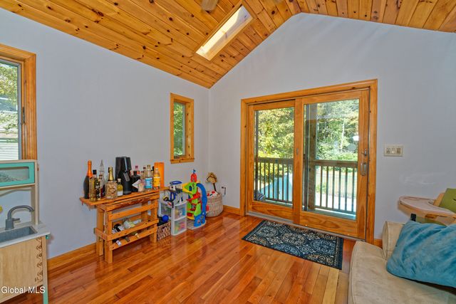 8 Dandelion Drive, Wilton, NY 12831