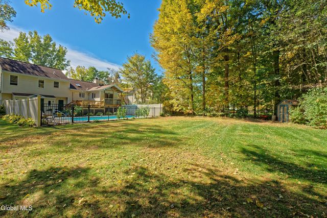 8 Dandelion Drive, Wilton, NY 12831