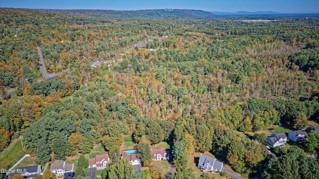 8 Dandelion Drive, Wilton, NY 12831