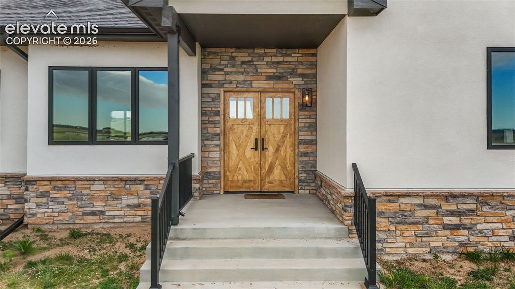 2650 Rustlers Canyon Loop, Elizabeth, CO 80107 — photo 2