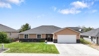 1552 S Bailey Avenue, Moses Lake, WA 98837