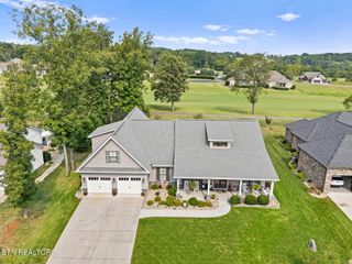 122 Nunnehi Tr, Vonore, TN 37885