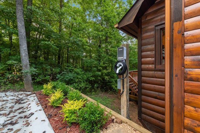 126 Brookwood Drive, Blue Ridge, GA 30513
