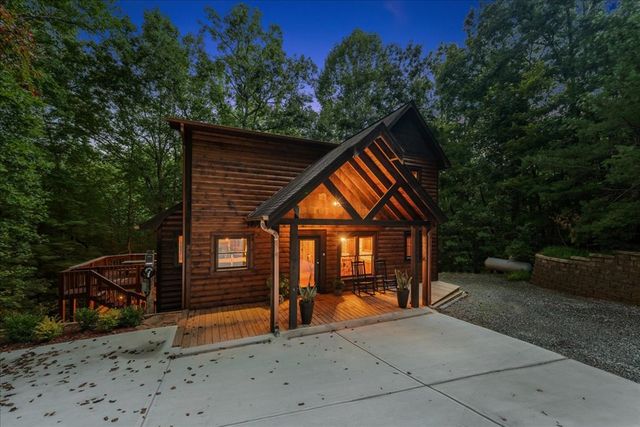 126 Brookwood Drive, Blue Ridge, GA 30513