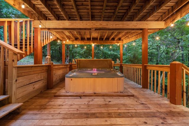 126 Brookwood Drive, Blue Ridge, GA 30513