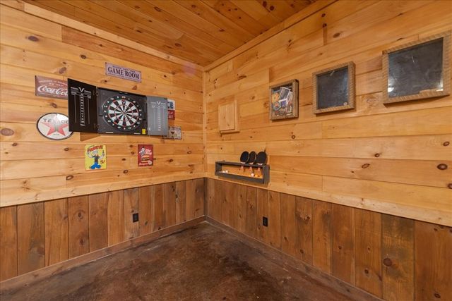 126 Brookwood Drive, Blue Ridge, GA 30513