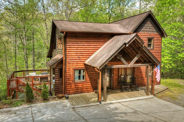 126 Brookwood Drive, Blue Ridge, GA 30513