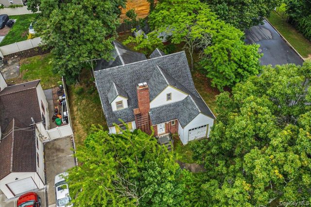 55 Andrews Avenue, Roosevelt, NY 11575