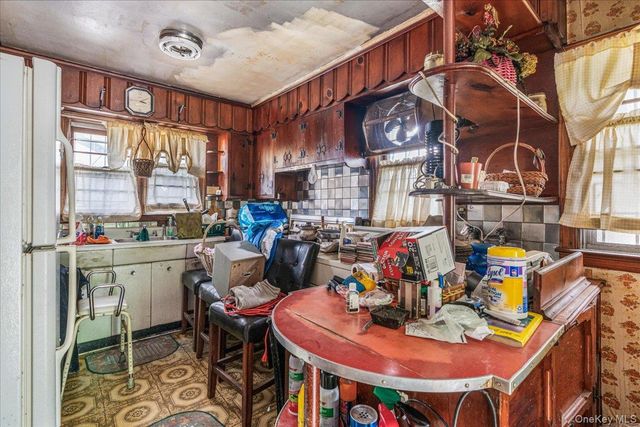 55 Andrews Avenue, Roosevelt, NY 11575