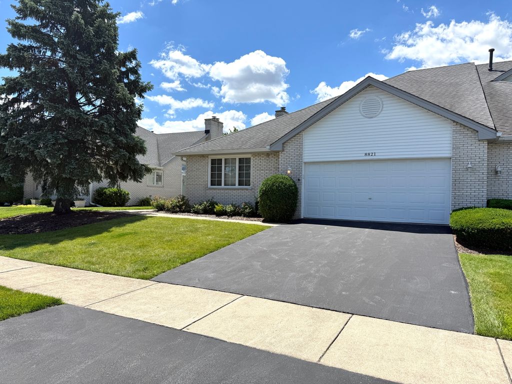 8821 Bluebird Drive, Tinley Park, IL 60487 — exterior