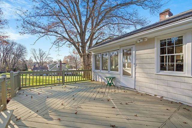 16 Beaudry St, Marlborough, MA 01752