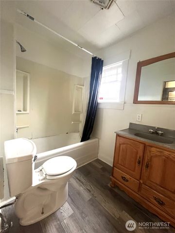 915 Cascade Avenue, Shelton, WA 98584