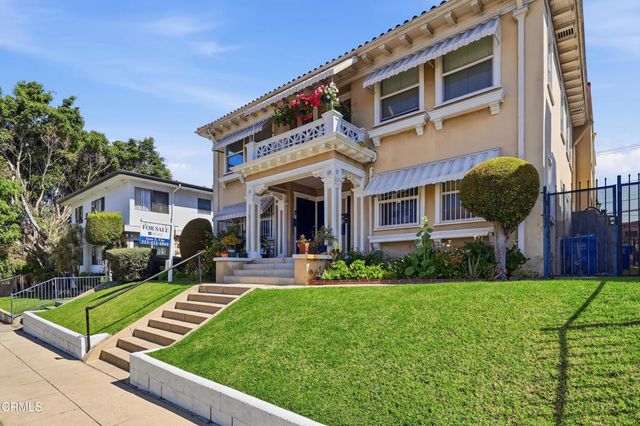 142 148 S Manhattan Place, Los Angeles, CA 90004