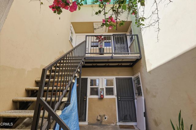 142 148 S Manhattan Place, Los Angeles, CA 90004