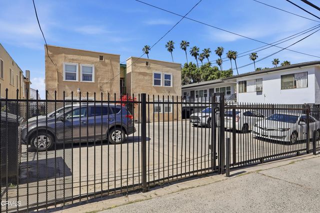 142 148 S Manhattan Place, Los Angeles, CA 90004