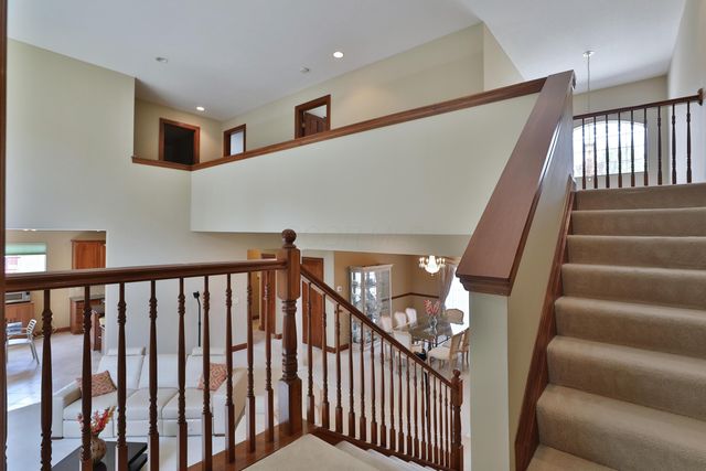 1021 Rutherglen Drive, Columbus, OH 43235