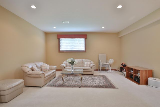 1021 Rutherglen Drive, Columbus, OH 43235