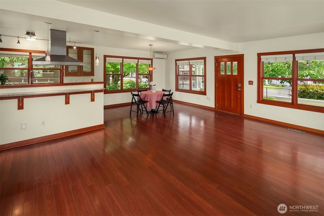 13039 56th Avenue, Tukwila, WA 98178