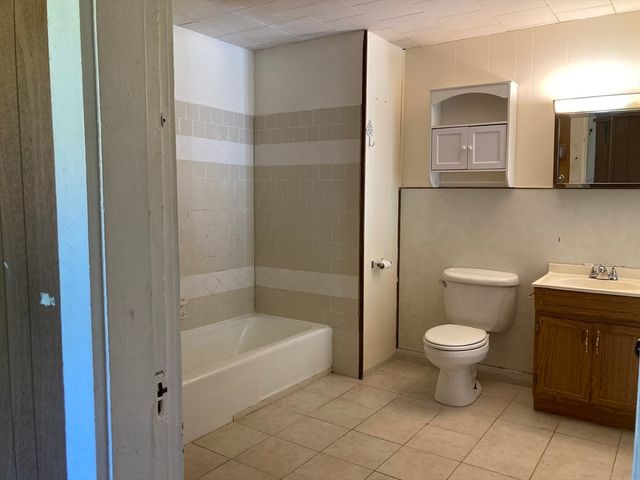 75 Dean Ave. 75, Franklin, MA 02038
