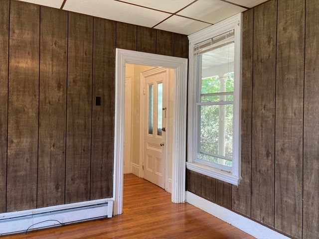 75 Dean Ave. 75, Franklin, MA 02038
