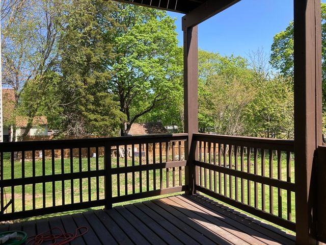 75 Dean Ave. 75, Franklin, MA 02038