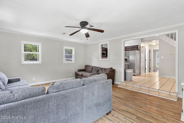 200 Shadwell Drive, Jacksonville, NC 28540