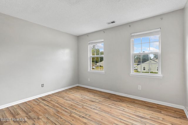200 Shadwell Drive, Jacksonville, NC 28540