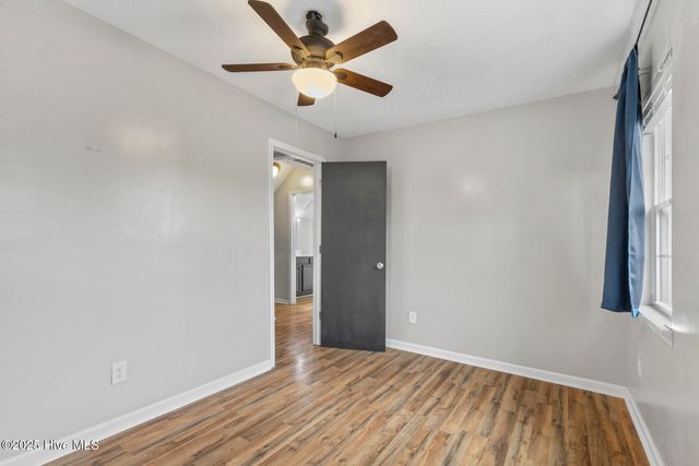 200 Shadwell Drive, Jacksonville, NC 28540