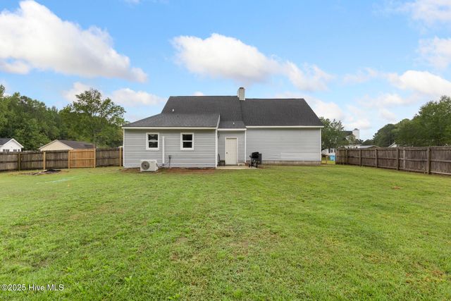 200 Shadwell Drive, Jacksonville, NC 28540