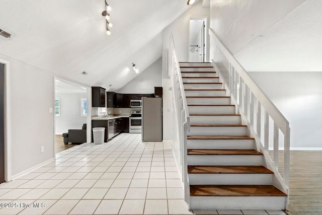 200 Shadwell Drive, Jacksonville, NC 28540