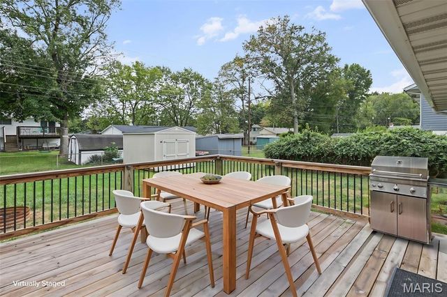 1104 N Yale Drive, O'fallon, IL 62269