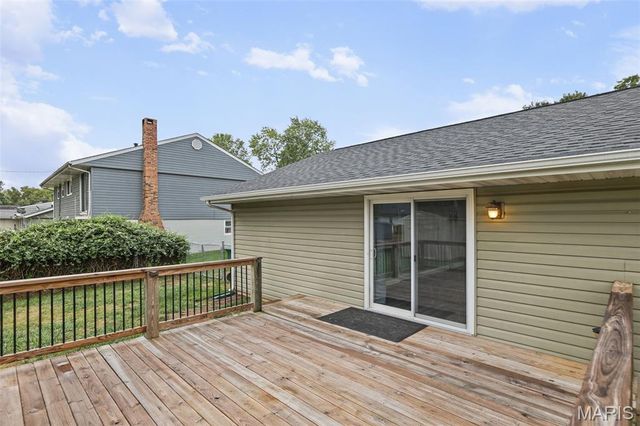 1104 N Yale Drive, O'fallon, IL 62269