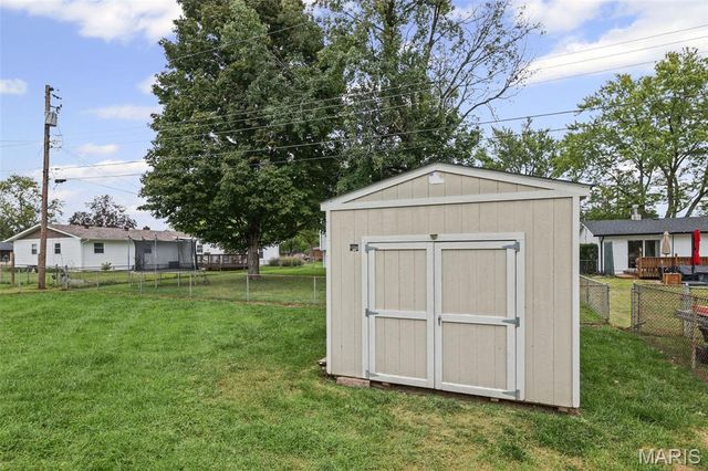 1104 N Yale Drive, O'fallon, IL 62269