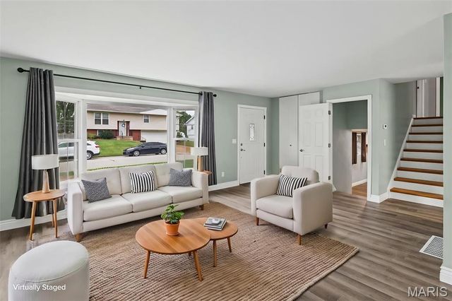 1104 N Yale Drive, O'fallon, IL 62269
