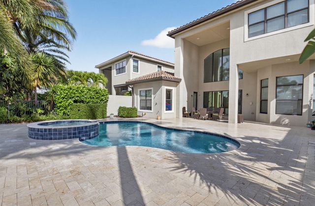 16801 Pavilion Way, Delray Beach, FL 33446